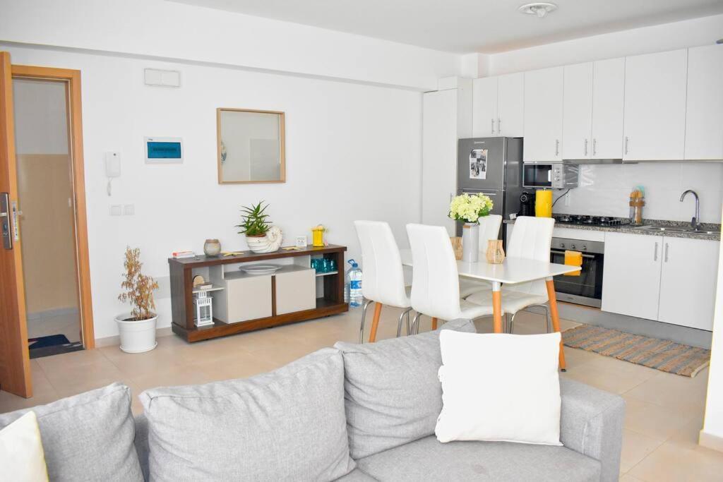 Modern - Luxury Rooftop 2 Bedroom 500 M From Beach Santa Maria Bagian luar foto